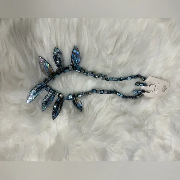 Shell Jewelry Set - Picture 3 of 3